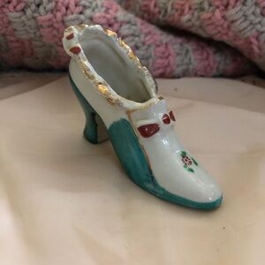 Vintage-Style Women's Decorative Ceramic Shoe - White and Teal